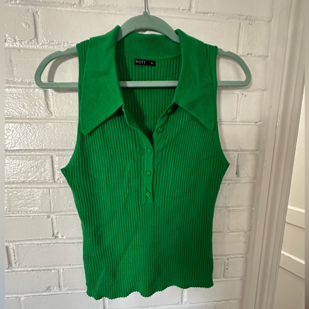 Green sleeveless collared sweater